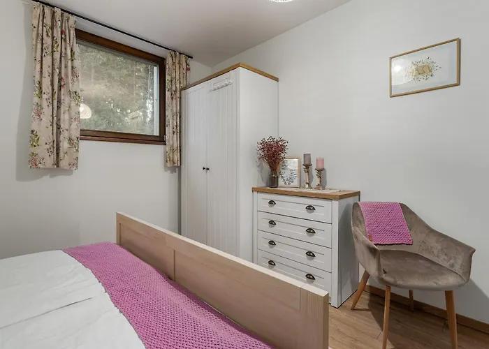 Alpehytte Polom Raková